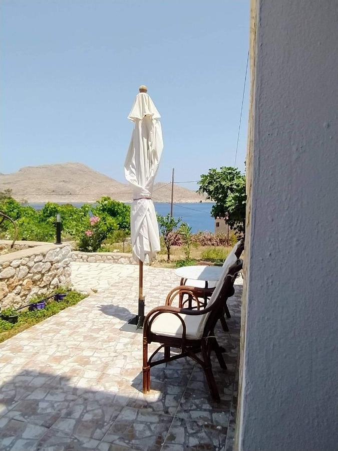 Kalypso Apartment Chalki Town Bagian luar foto
